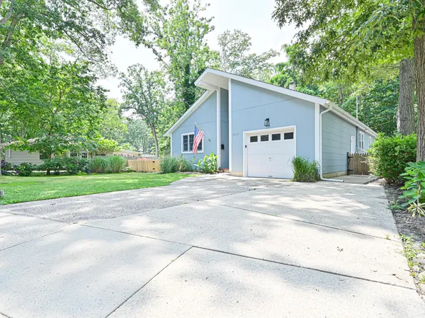 1016 Oak Ave, Linwood, NJ 08221