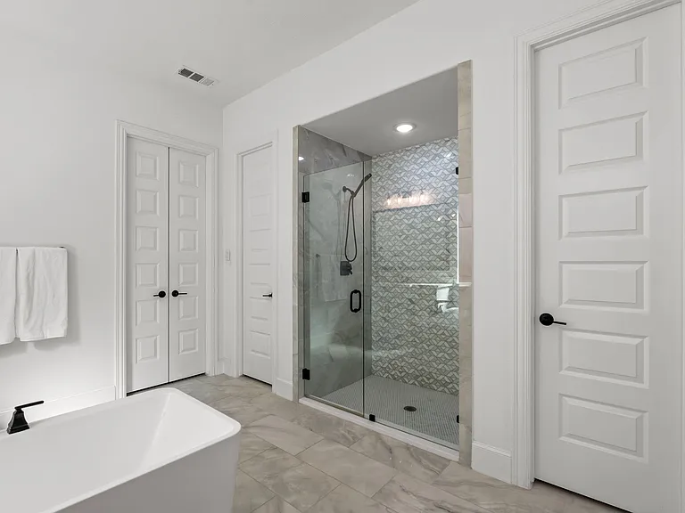 2541 Forestbrook Dr #1 — Photo 18