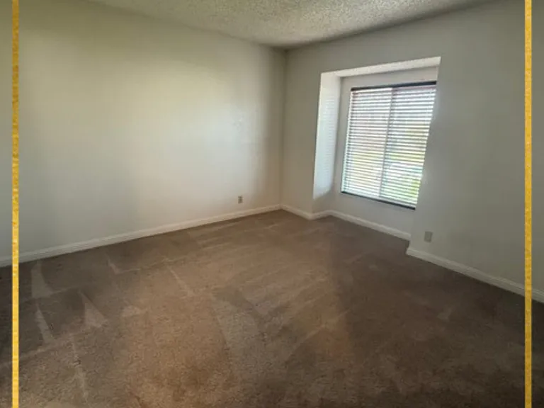 618 Lakehaven Ter — Photo 19