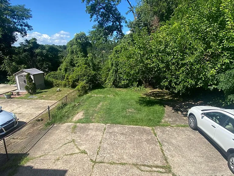 1744 Pioneer Ave — Photo 16