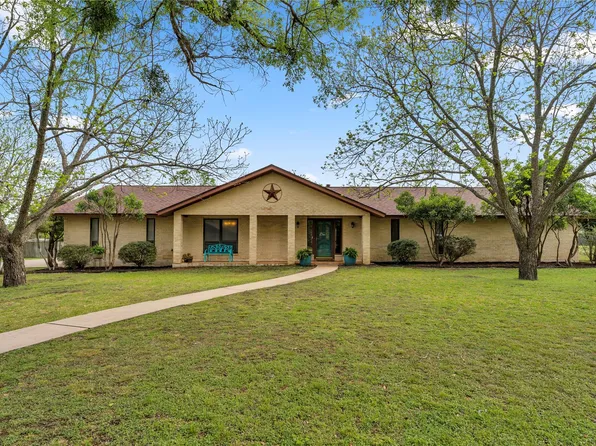 217 Corder Ln, Burnet, TX 78611