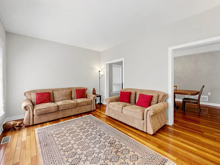 12 Ballantyne Dr — Photo 6