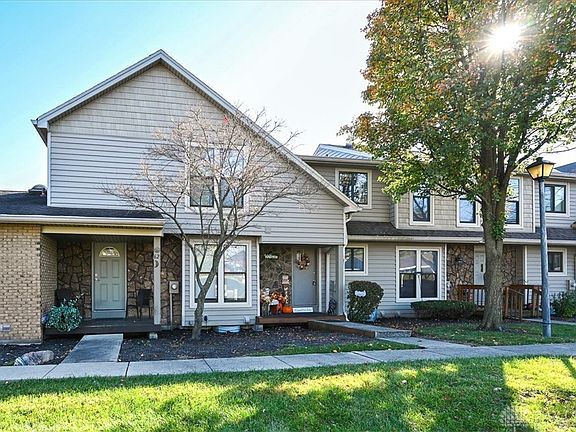 2nd image of 63 Ironwood Ct #63