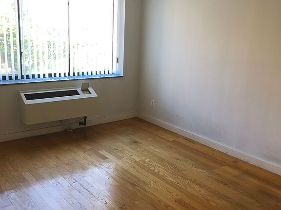 4th image of 13235 41st Rd #7DD
