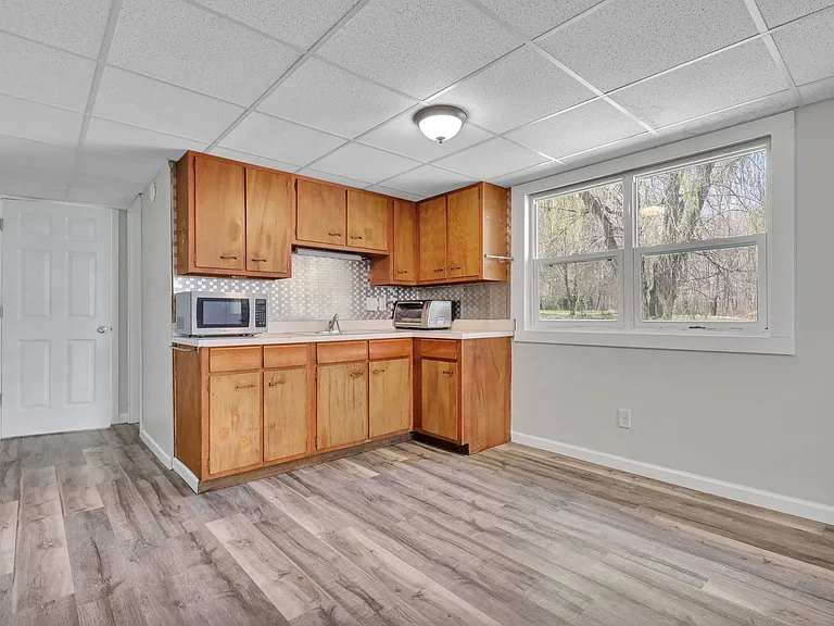 Mother in-law kitchenette downstairs