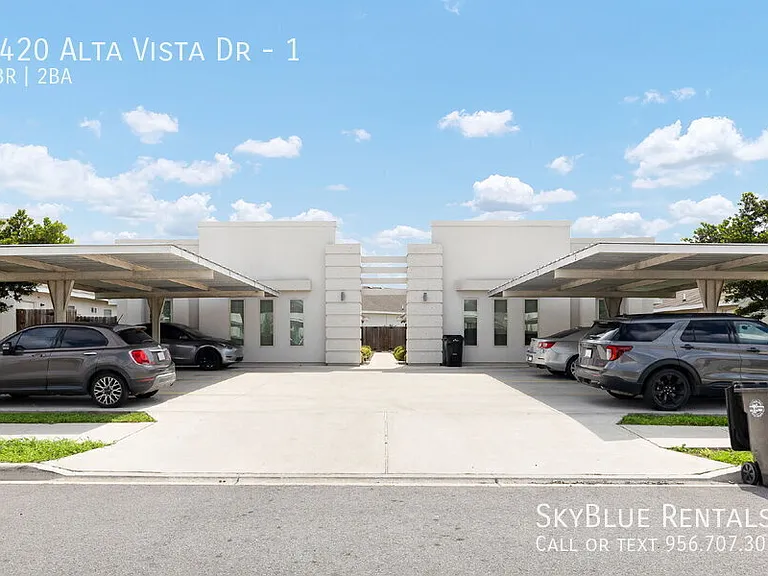 1420 Alta Vista Dr #1 — Photo 1