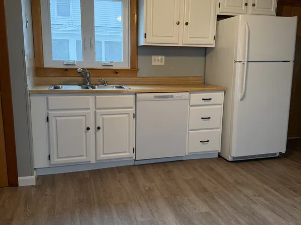 101 Vine St Unit A, Nashua, NH 03060
