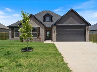 7004 SW Orange Ave, Bentonville, AR 72713