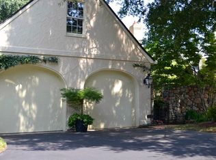 6 Graylyn Place Ct, Winston Salem, NC 27106