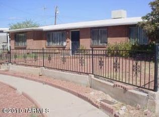 6955 S Lundy Dr, Tucson, AZ 85756