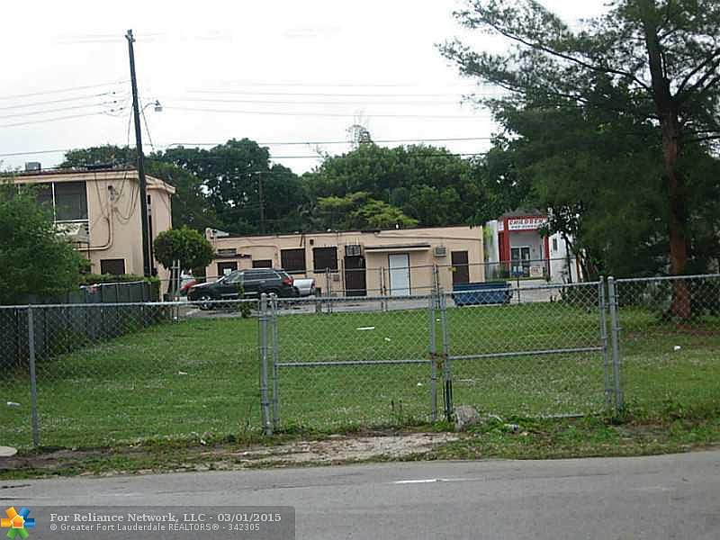 2nd image of 1332 NE 3rd Ave
