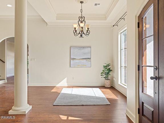4th image of 108 Millcrest Dr