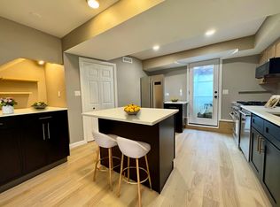 91 Bolton St, South Boston, MA 02127