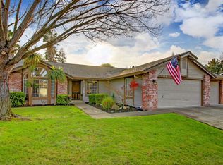 9226 Whittemore Dr, Elk Grove, CA 95624