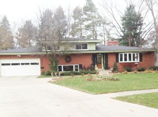 1025 Scott St, Midland, MI 48642