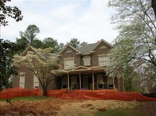 1320 Holly Bank Cir, Dunwoody, GA 30338