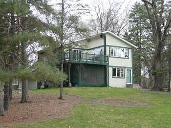 1st image of 797 N Oak Dr