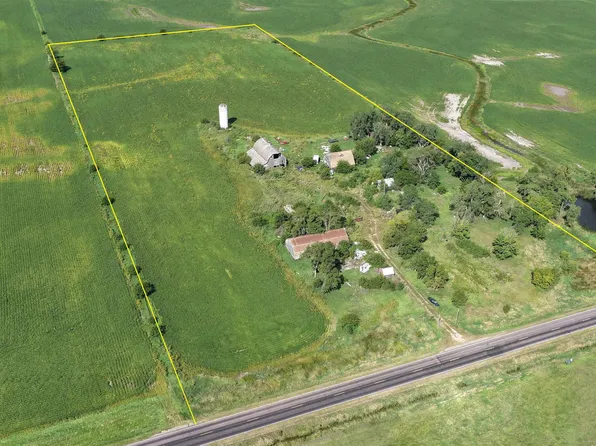 27643 447th Ave, Parker, SD 57053