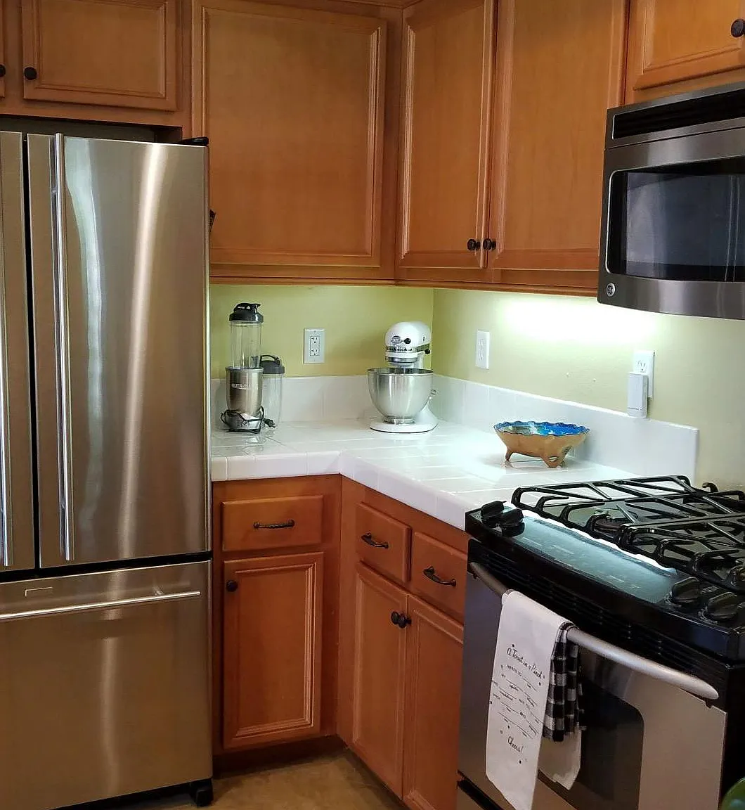 1 bed, 1.5 bath, 1054 sqft, $2,525 — Photo 4