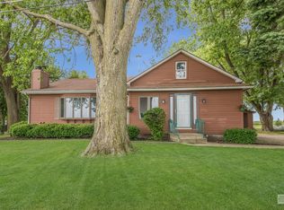 10326 Galena Rd, Bristol, IL 60512