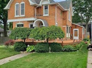 106 E Mill St, Capac, MI 48014