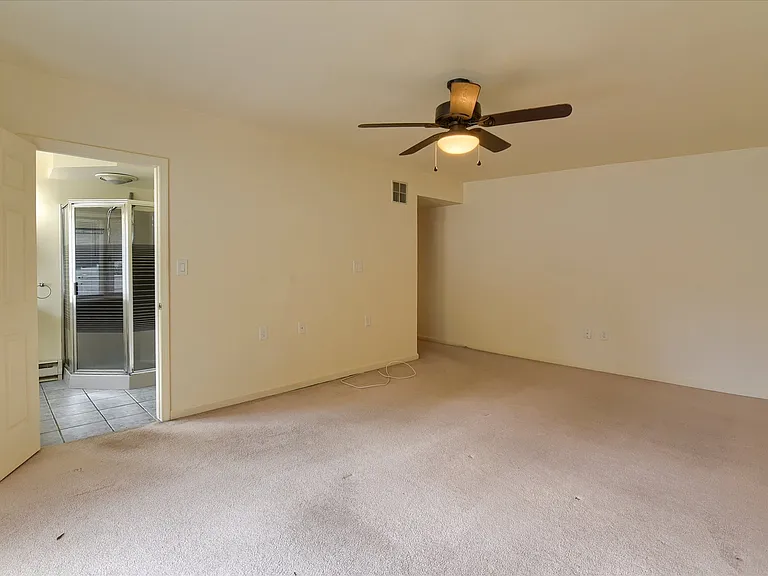 2 Stone Spring Ln #6 — Photo 15