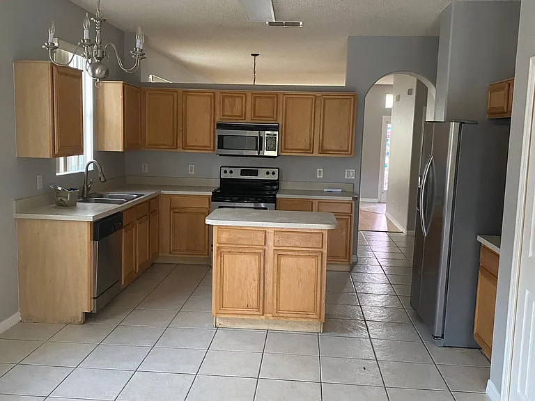 3745 Shawn Cir — Photo 14