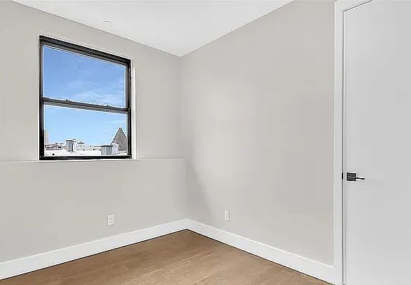 5th image of 195 Stockholm St #4D