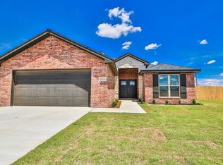 1910 Durham Ave, Wolfforth, TX 79382