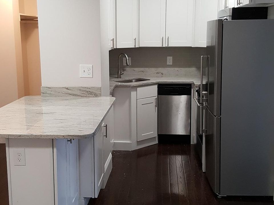 1st image of 87 Westland Ave #2C