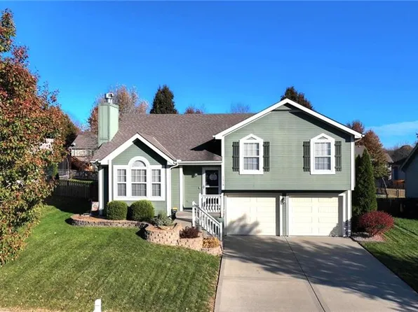 11515 N Ditzler Ave, Kansas City, MO 64157