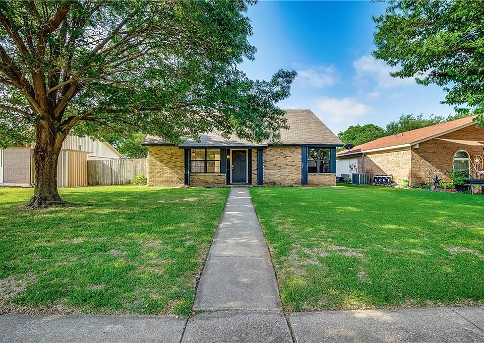 1st image of 2810 Royalty Dr