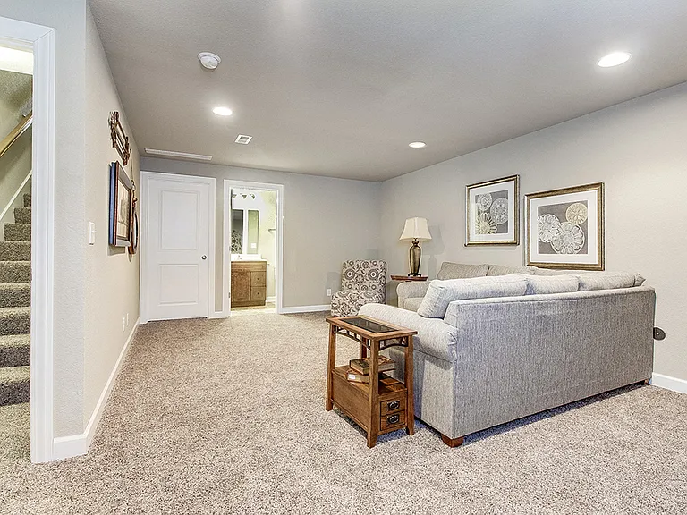Highlands at Piper Townhomes — Photo 3
