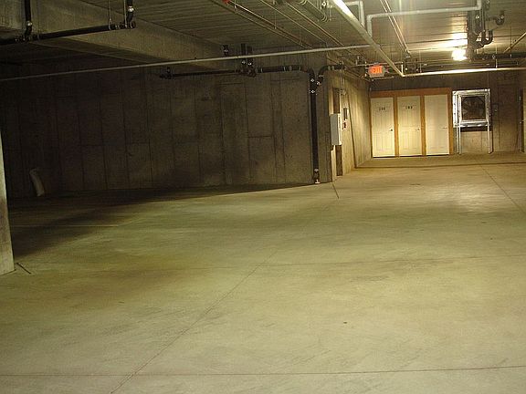 4th image of 14937 60th St N Unit 308