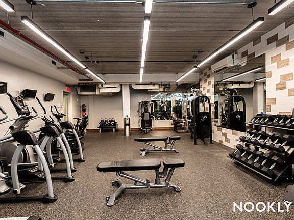 3rd image of 73 Montrose Ave #6W