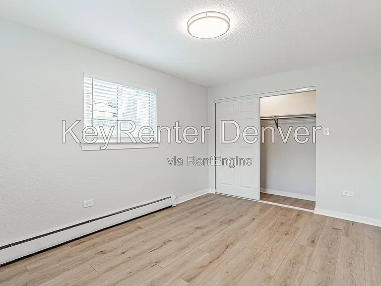 2356 S Linden Ct #B — Photo 7