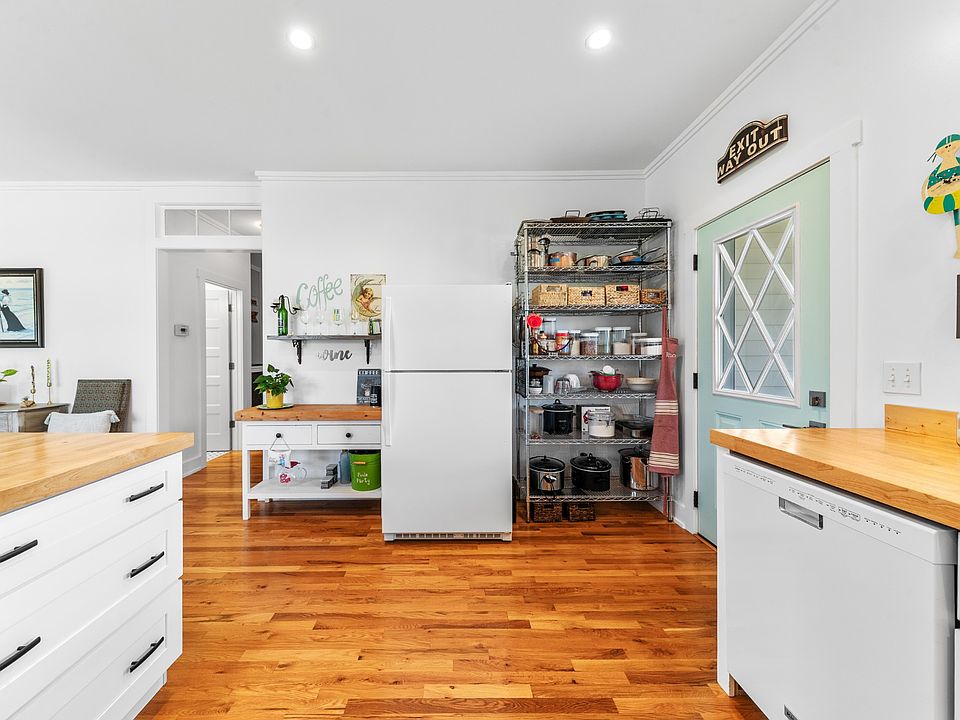 28th image of this home