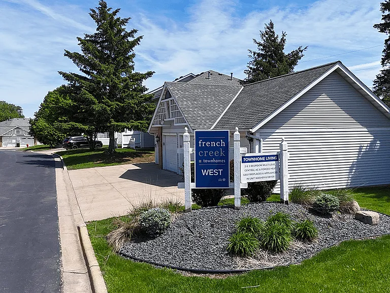 French Creek Townhomes — Photo 29