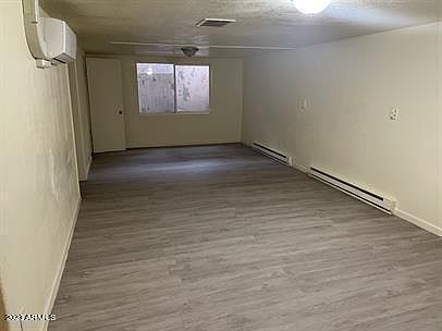 3rd image of 546 S MESA Drive