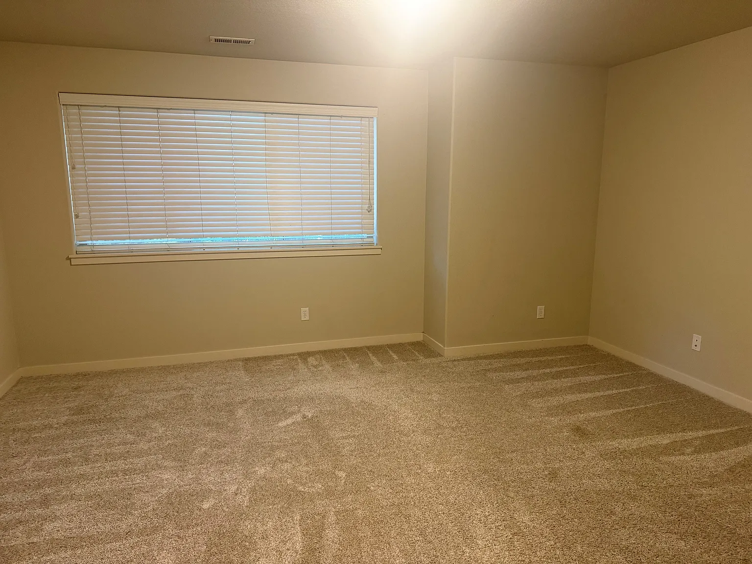 3 bed, 2.5 bath, 1543 sqft, $2,800 — Photo 3