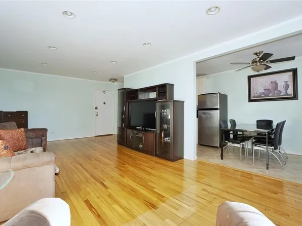 2665 Homecrest Avenue image 1 of 22