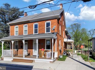 5 Boundary Ave, Hanover, PA 17331