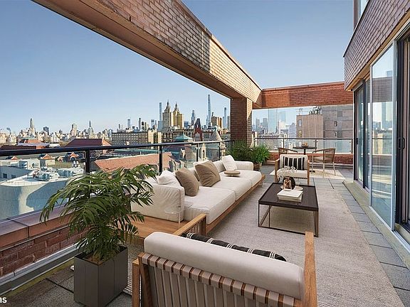 4th image of 101 W 79th St APT 14A