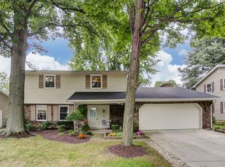 2946 Makley Dr, Lima, OH 45805