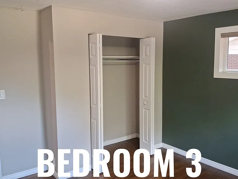 480 Troy St #3 — Photo 2