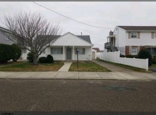 215 7th St S, Brigantine, NJ 08203