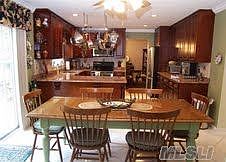 4th image of 96 Helme Ave