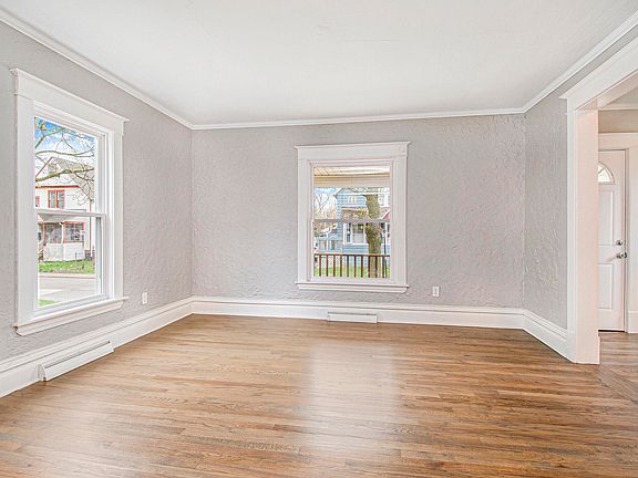 2nd image of 1607 Hays Park Ave