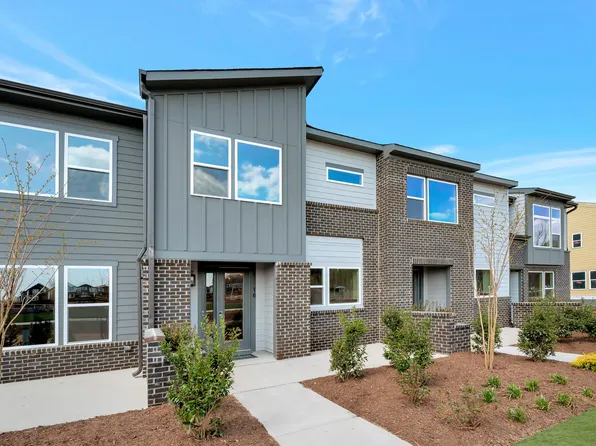 16 Quietwood Way, Pittsboro, NC 27312