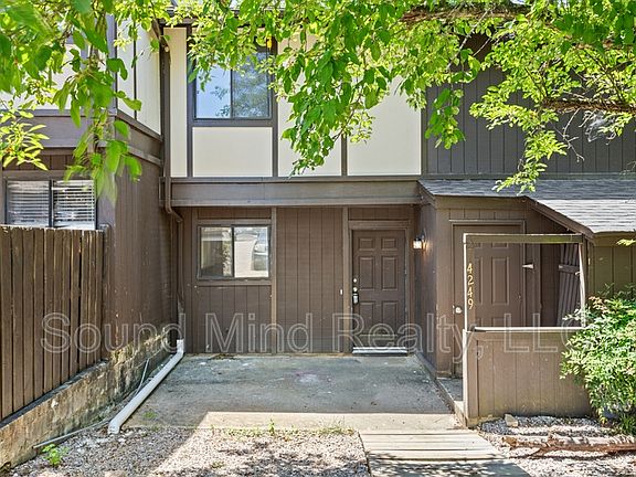 2nd image of 4249 Lake Ridge Dr #5B